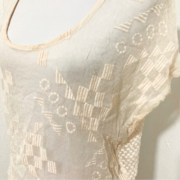 Women’s Size 4 Tt Collection Embroidered Pure Silk Sheer Top Cream Color - Picture 2 of 7